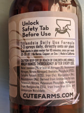 Load image into Gallery viewer, back labe for tillandsia air plant 4oz spray bottle fertilizer lists ingredients, how to use, and lists cutefarms brand