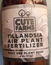 Load image into Gallery viewer, label for taillandsia air plant fertilizer says "daily use plant food" 4oz (113g) from Cute Farms