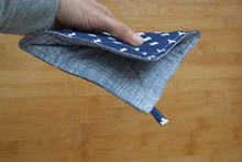 Cargar imagen en el visor de la galería, Potholders - Blue and White Swiss Cross Reversable Pattern With Hanging Loop