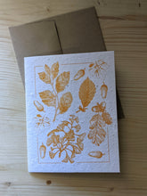 Cargar imagen en el visor de la galería, Plantable seed card greeting card with detailed orange ink printed acorns and leaves comes with this brown envelope as shown. Beautifully textured, white seed paper gives a handcrafted, high end look and feel.