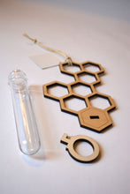Cargar imagen en el visor de la galería, Hanging Propagation Station - Honeycomb Pattern with Single Test Tube