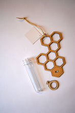 Cargar imagen en el visor de la galería, Hanging Propagation Station - Honeycomb Pattern with Single Test Tube